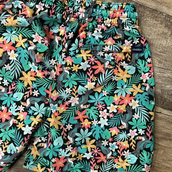 Chubbies The Bloomerangs XS 5.5” Inseam Black Floral Classic Swim Trunk - Picture 8 of 9